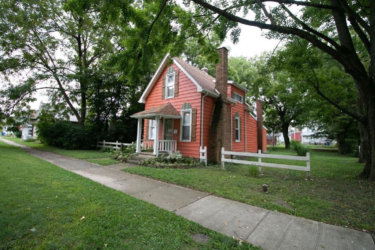 Downtown 2 Bedroom Cottage, Sleeps 6, Walking Distance To Honeywell, Downtown Restaurants, Shopping Wabash Екстер'єр фото