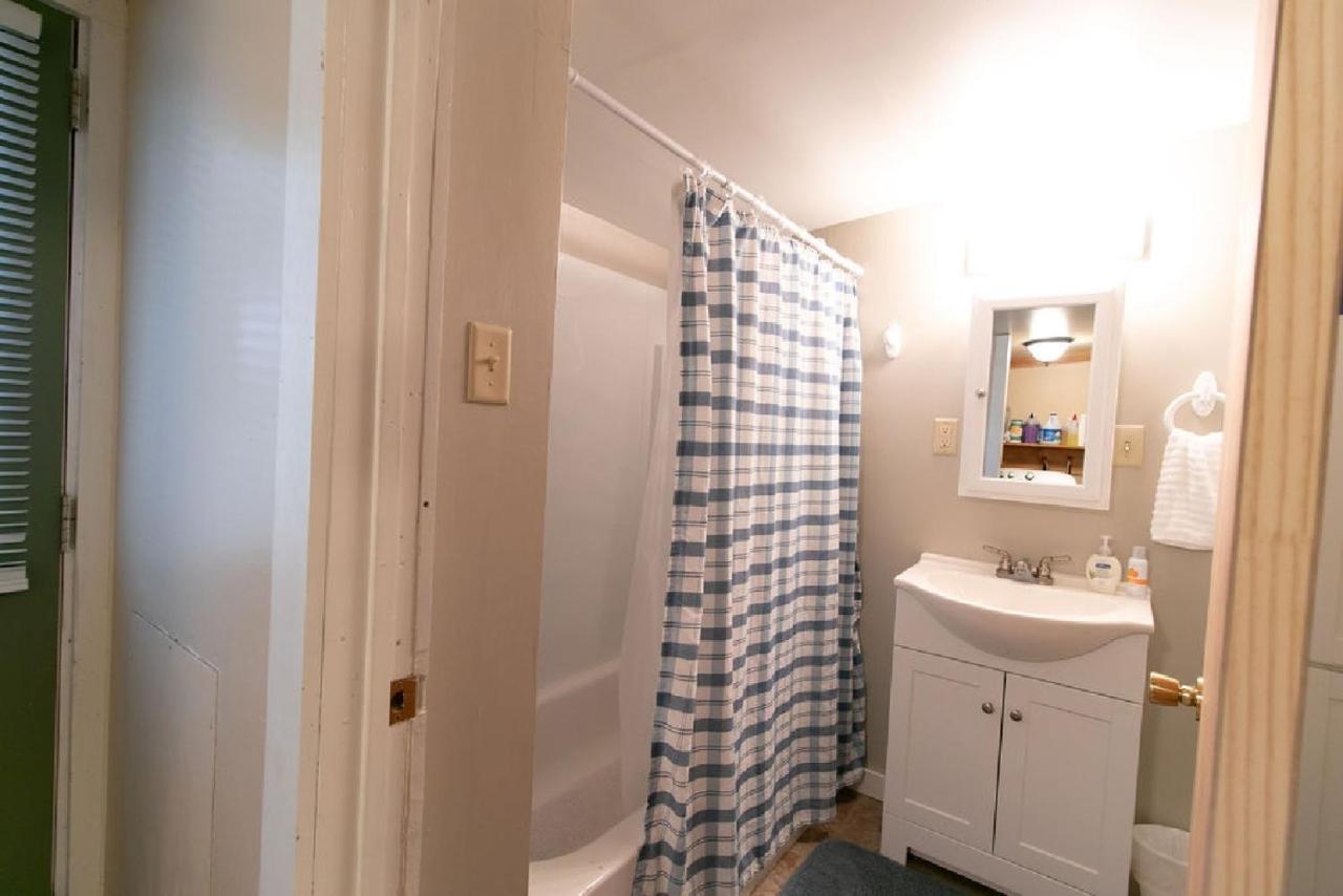 Downtown 2 Bedroom Cottage, Sleeps 6, Walking Distance To Honeywell, Downtown Restaurants, Shopping Wabash Екстер'єр фото