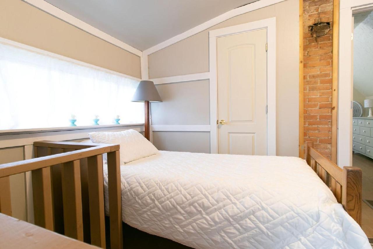 Downtown 2 Bedroom Cottage, Sleeps 6, Walking Distance To Honeywell, Downtown Restaurants, Shopping Wabash Екстер'єр фото