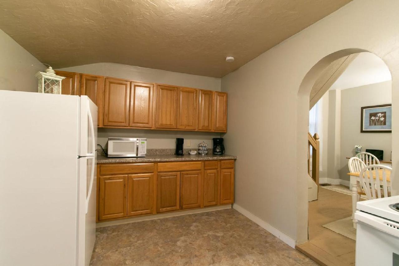 Downtown 2 Bedroom Cottage, Sleeps 6, Walking Distance To Honeywell, Downtown Restaurants, Shopping Wabash Екстер'єр фото