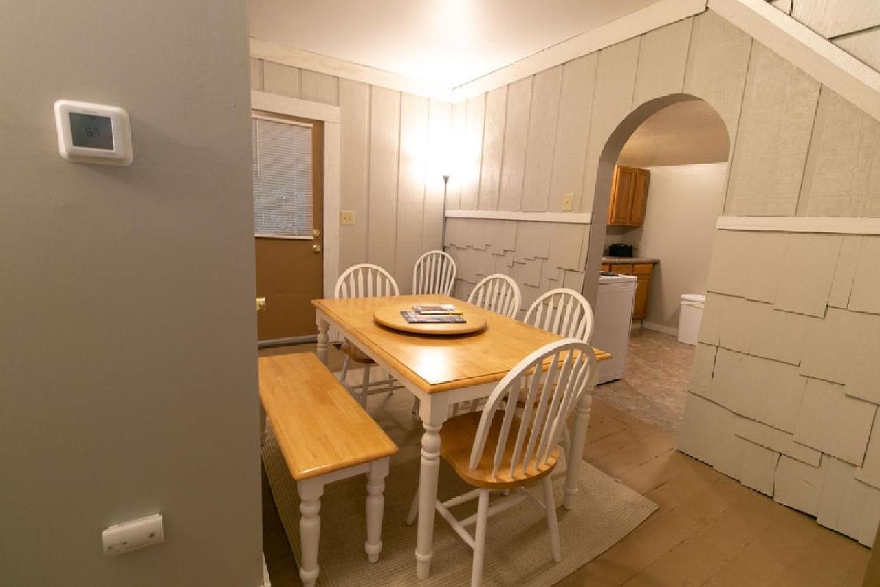 Downtown 2 Bedroom Cottage, Sleeps 6, Walking Distance To Honeywell, Downtown Restaurants, Shopping Wabash Екстер'єр фото